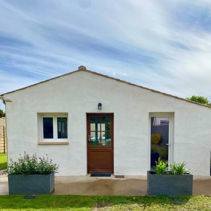 Jolie Petite Maison Renovee Piscine سانت باليه سور مير المظهر الخارجي الصورة